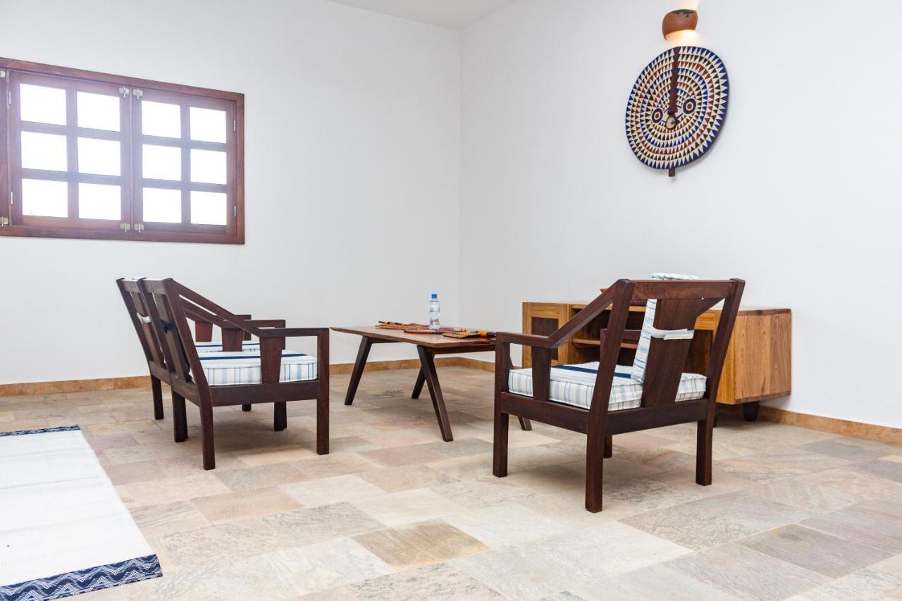 לומה Hotel Otsunami מראה חיצוני תמונה
