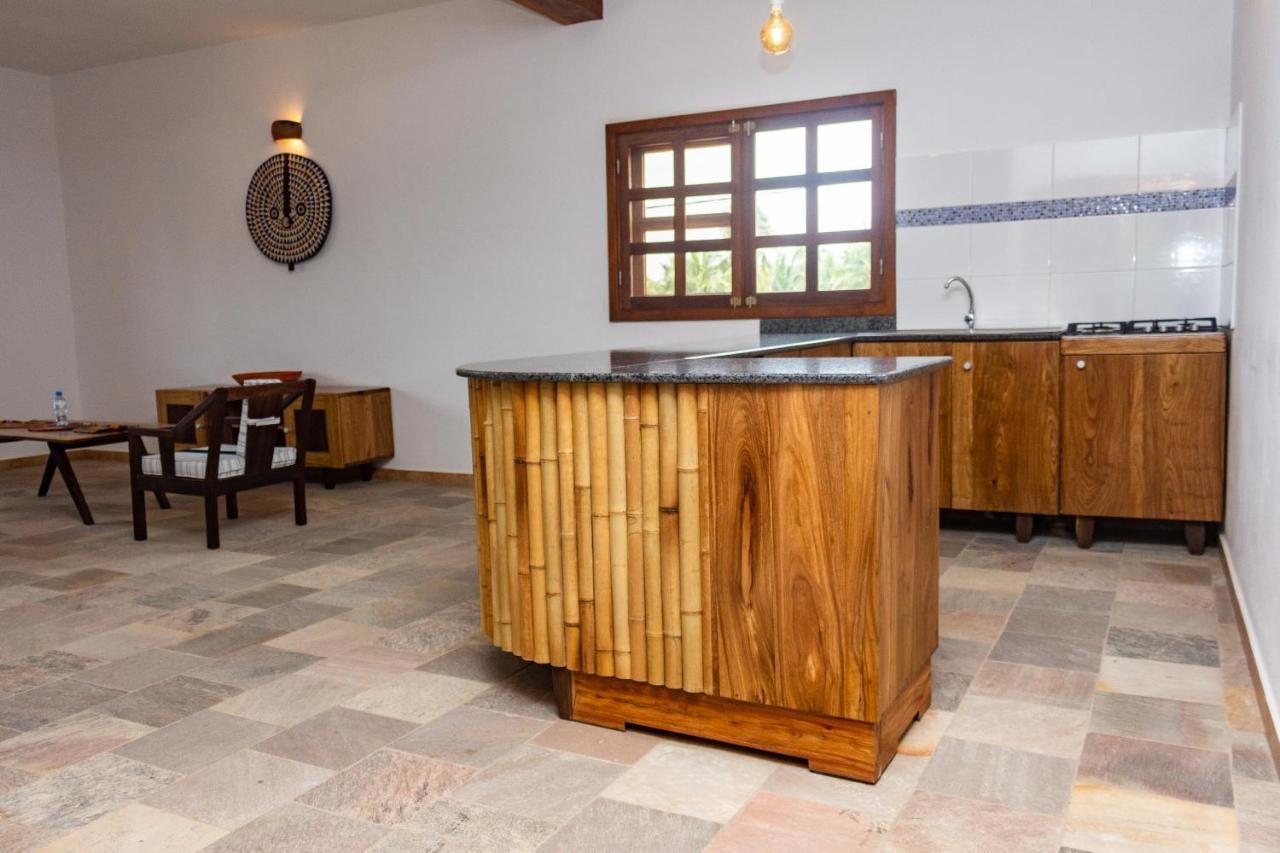 לומה Hotel Otsunami מראה חיצוני תמונה
