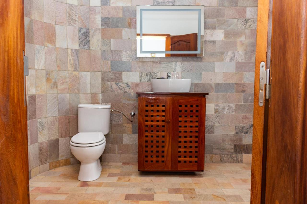לומה Hotel Otsunami מראה חיצוני תמונה
