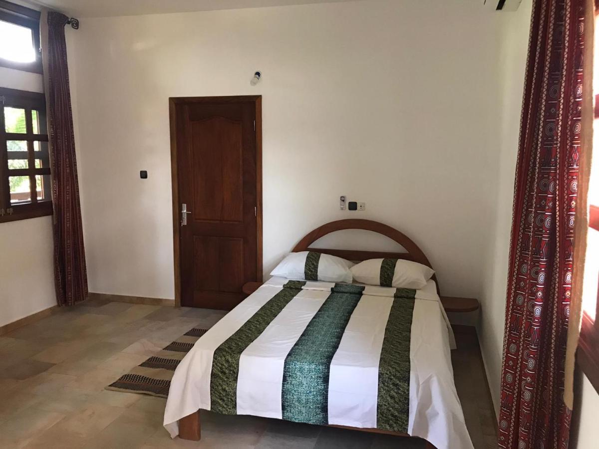 לומה Hotel Otsunami מראה חיצוני תמונה
